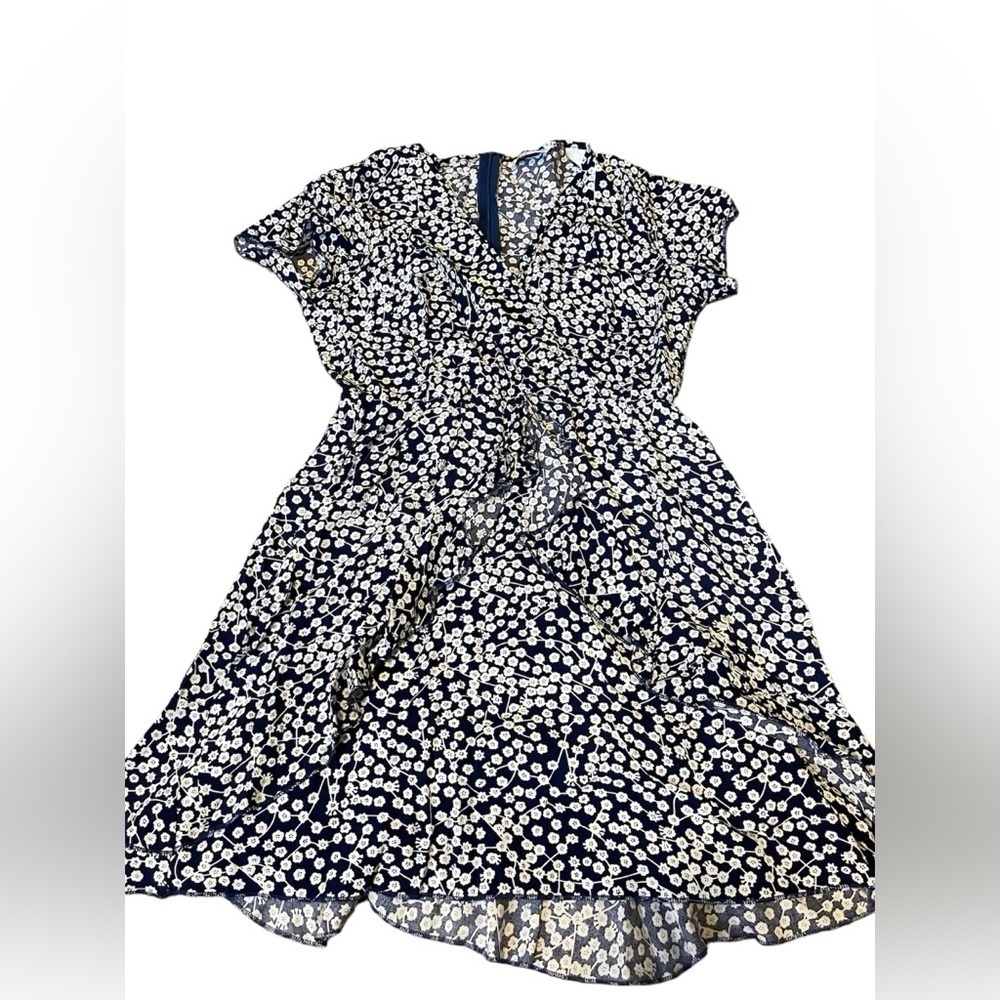 EcoWish Blue & White Floral Dress With Short Sleeves V-Neck and Ruffles